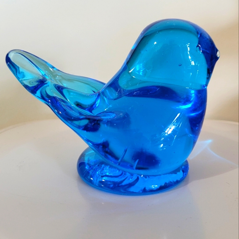 LEO WARD 1992 Signed Art Glass Paperweight Blue Bird of Happiness Figurine